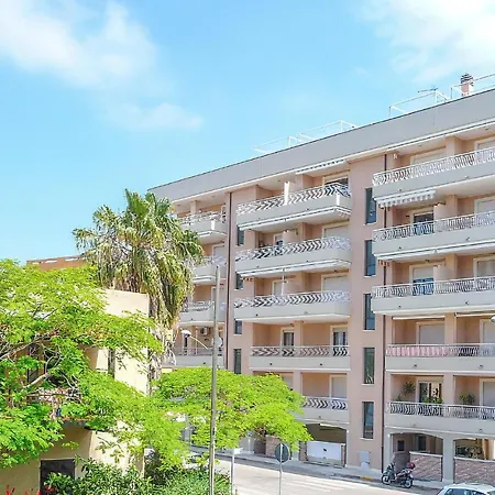 2 Bedroom Gorgeous In